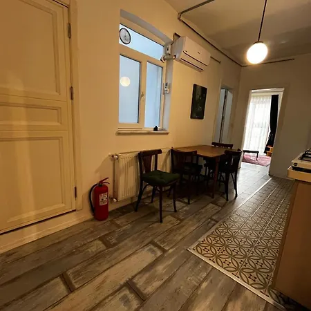 Taksim Apartamento